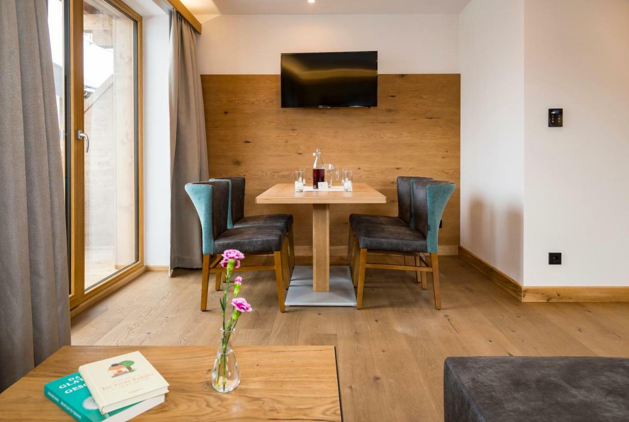 蒂罗尔-泽费尔德Tiroler Weinstube公寓式酒店 外观 照片